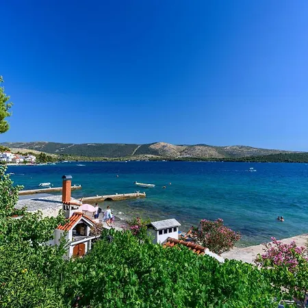 Apartment Seaside Zaboric Exterior photo